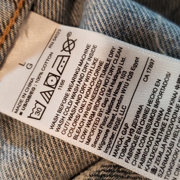 NWT gap jean jacket washed denim finish USA - Picture 10 of 16